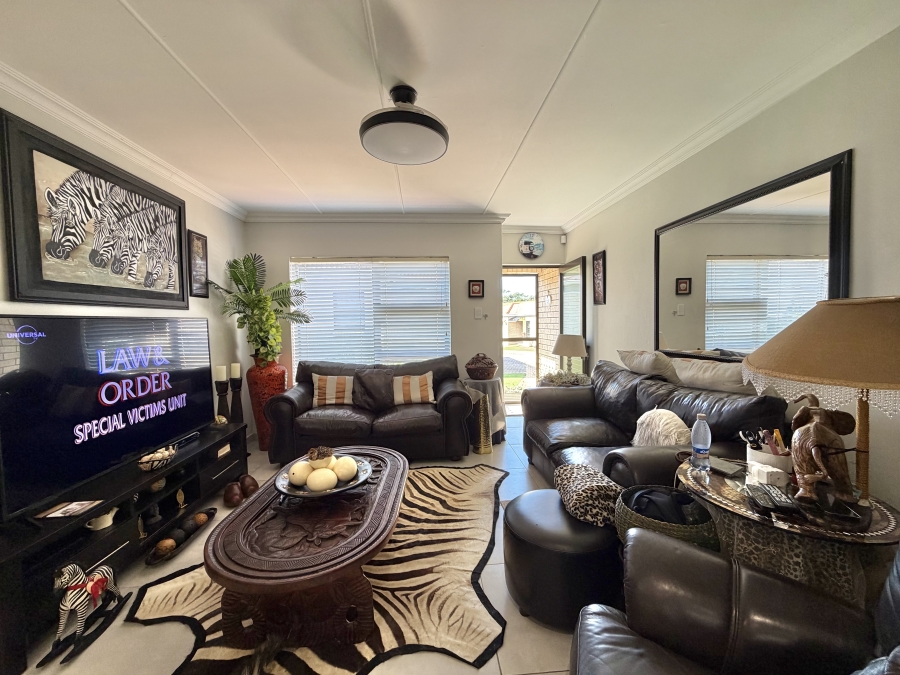 3 Bedroom Property for Sale in Jeffreys Bay Central Eastern Cape